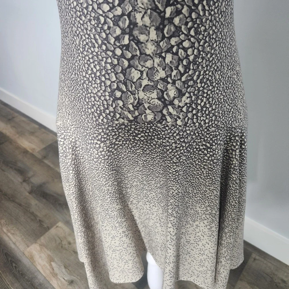 Akris Asymmetrical sleek, sophisticated and architectural Dress‎ Size: 6 Luxury